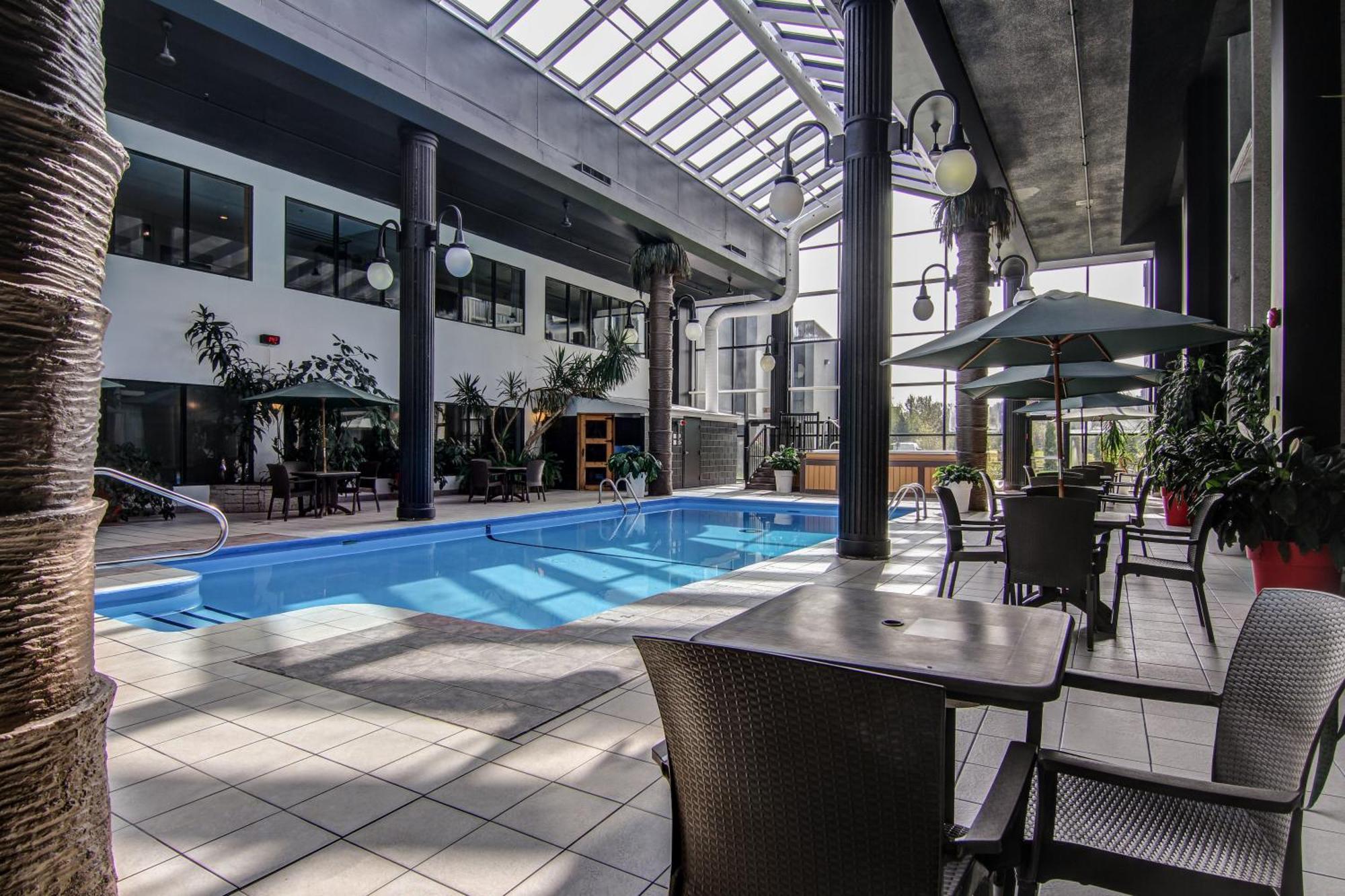 La Saguenéenne - Et Centre De Congrès 4* Chicoutimi