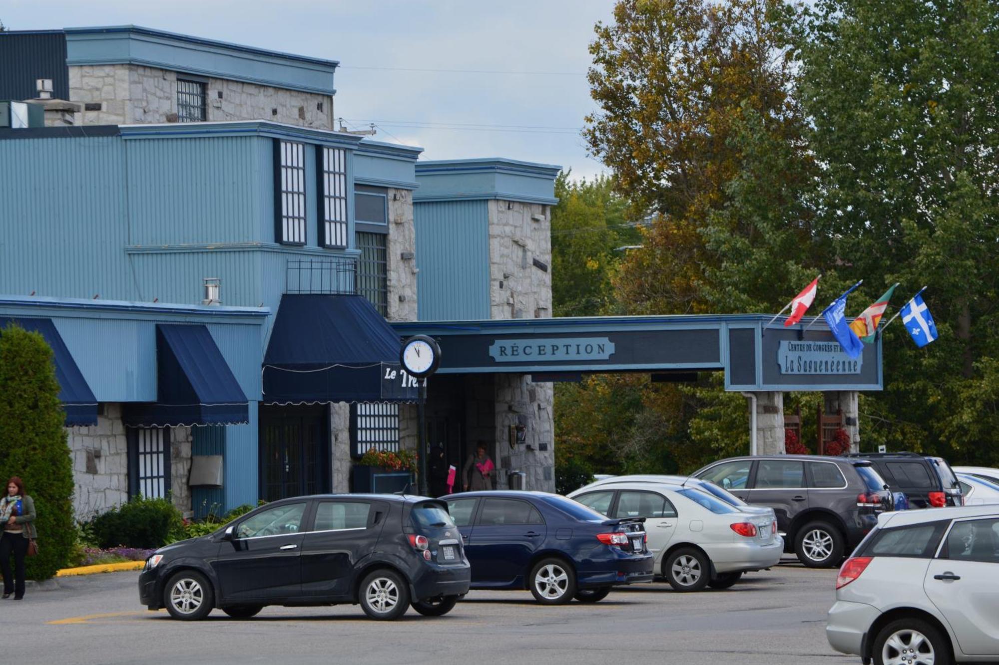 La Saguenéenne - Et Centre De Congrès Hotel Chicoutimi