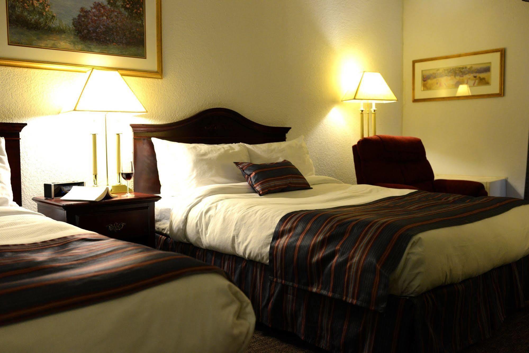 La Saguenéenne - Et Centre De Congrès Hotel Chicoutimi